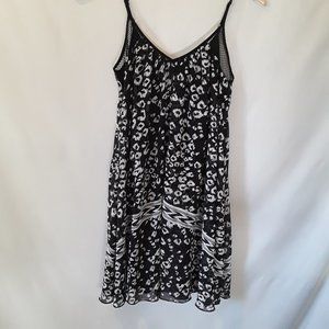 VGW-Express black shift tank dress
